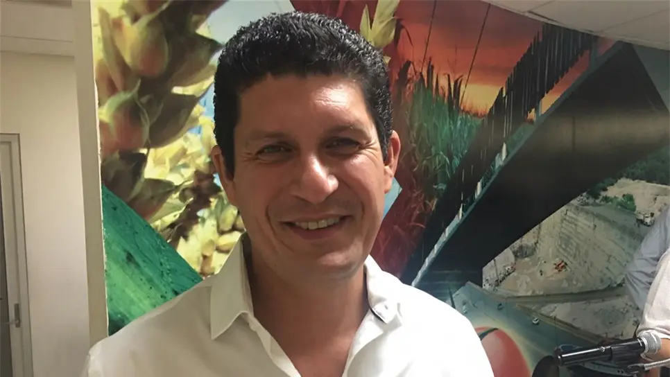 Carlos Gandarilla García.