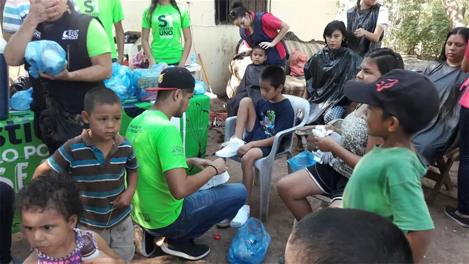 Stereo Uno lleva jornada de ayuda a la colonia Diana Laura