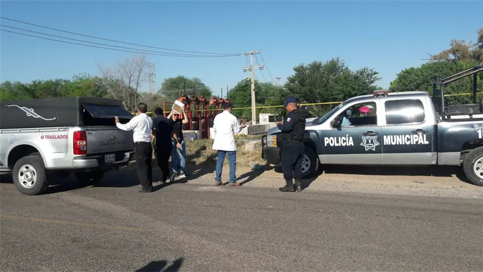 Localizan cadáver flotando en el canal lateral 18