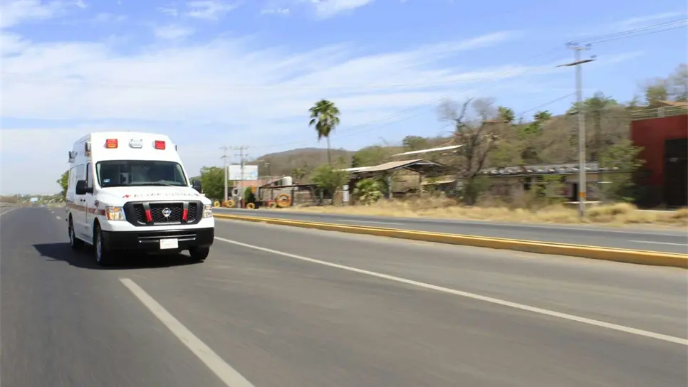 Muere adulto mayor tras caer a un barranco en la sierra