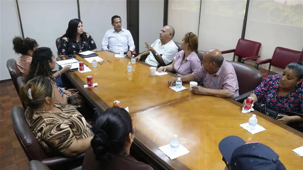 Sedesol compromete más apoyos para desplazados de Concordia?