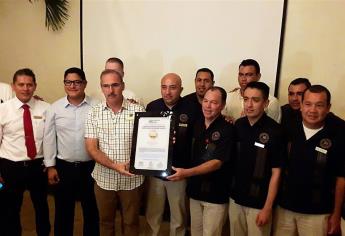 Recibe Grupo Pueblo Bonito Certificado de Calidad e Higiene