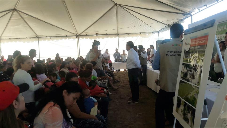 Alcalde de Ahome responde a queja de vecinos de la Ferrusquilla