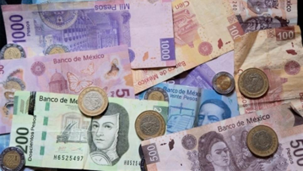 Revisar billetes y monedas evita ser víctima de la falsificación