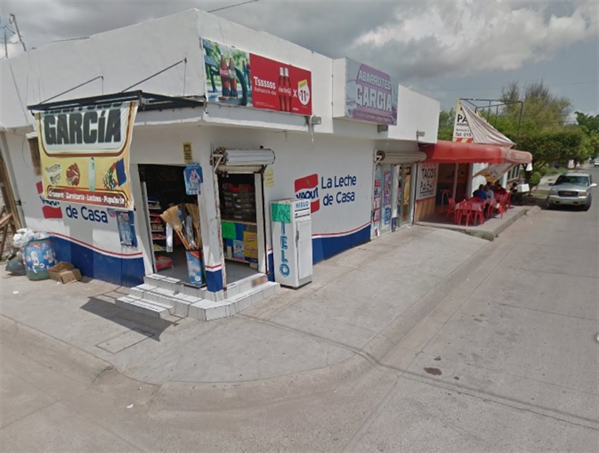 Abuelito de 86 años fue a la tienda y lo golpean para robarle