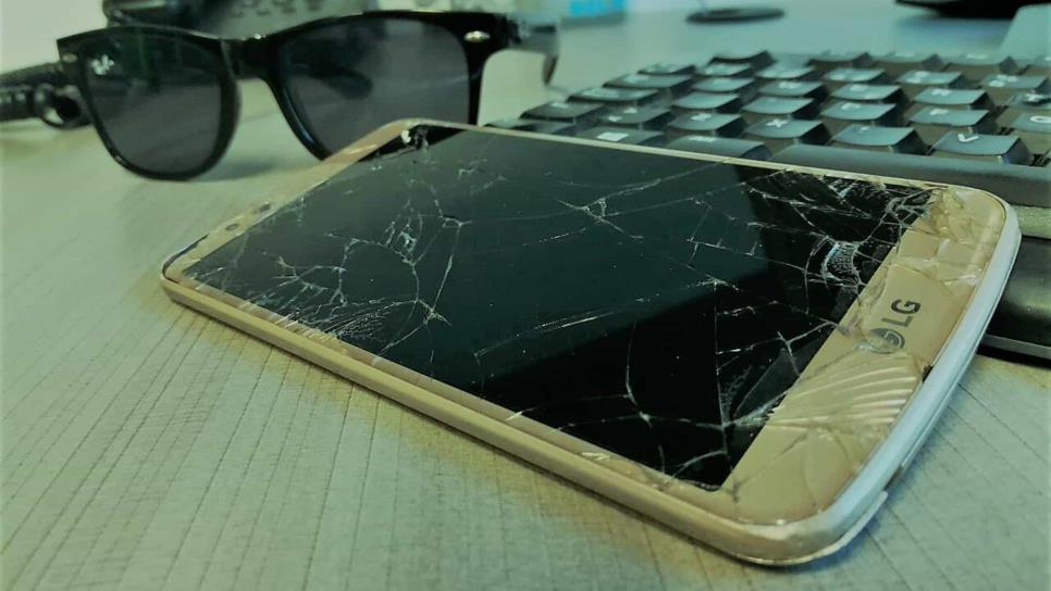 Caídas y humedad provocan el 80% de los daños en smartphones