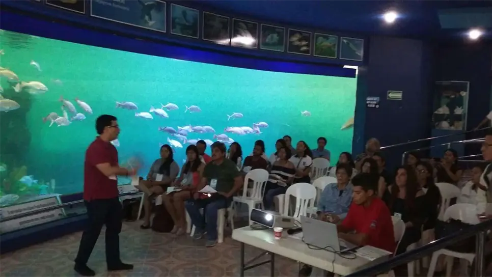 El evento se realiza en el Acuario de Mazatlán.