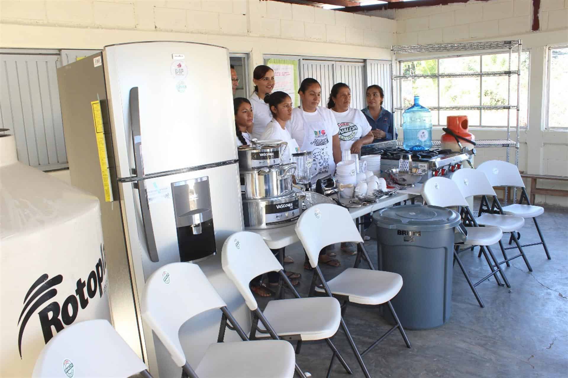 Los beneficiados con los apoyos.