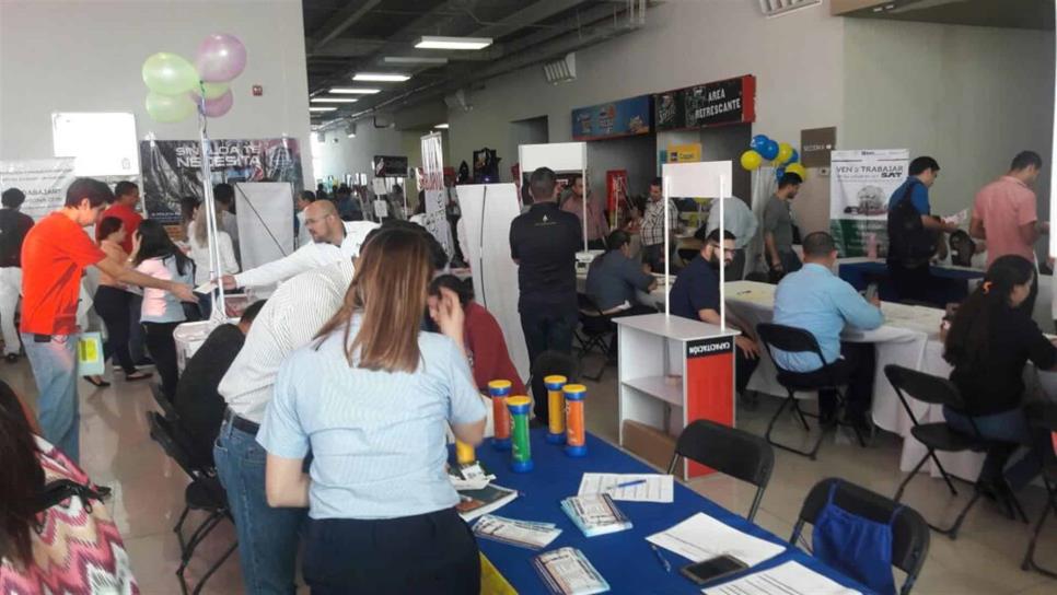 Ofertan más de 500 vacantes en la Feria del empleo en Culiacán