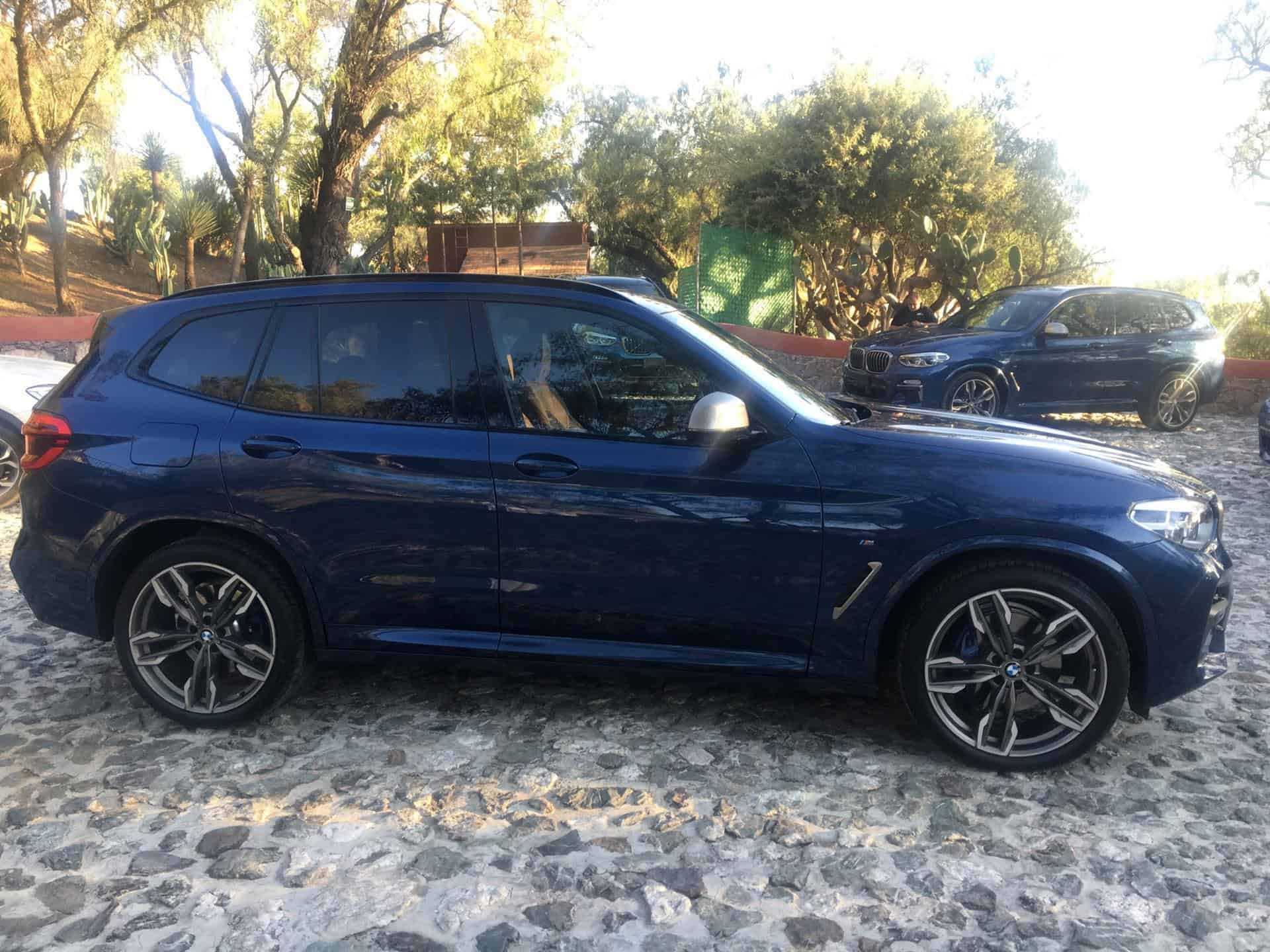 BMW lanza camioneta premium todo terreno