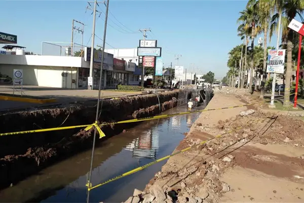 Supervisa Álvaro Ruelas obras del Pluvial Valdez Supervisa Álvaro Ruelas obras del Pluvial Valdez