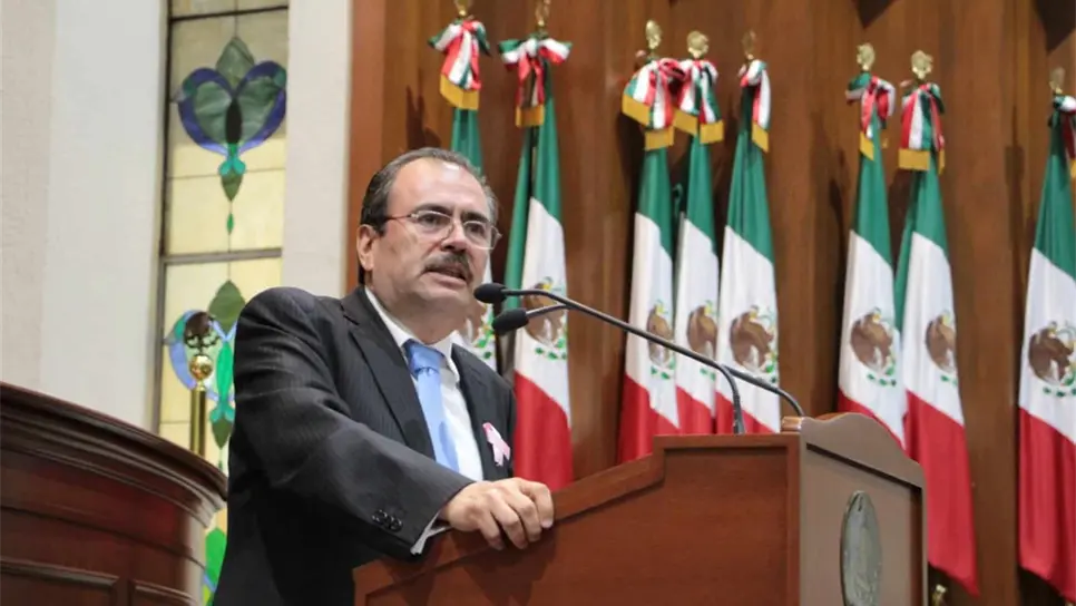 Zenén Xóchihua Enciso, fue uno de los diputados que rechazó la propuesta.