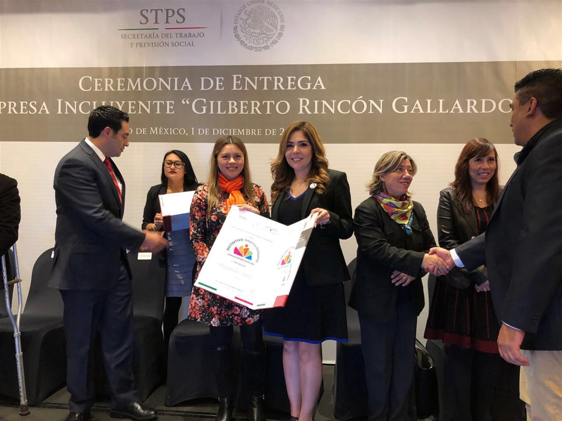 Recibe DIF Ahome distintivo nacional por inclusión social