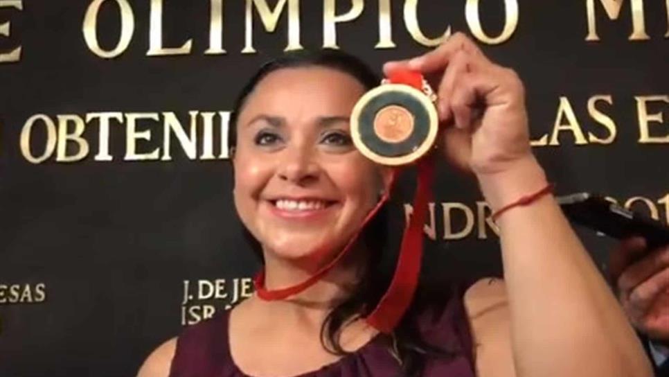 ¡9 años después! Damaris Aguirre recibe medalla olímpica