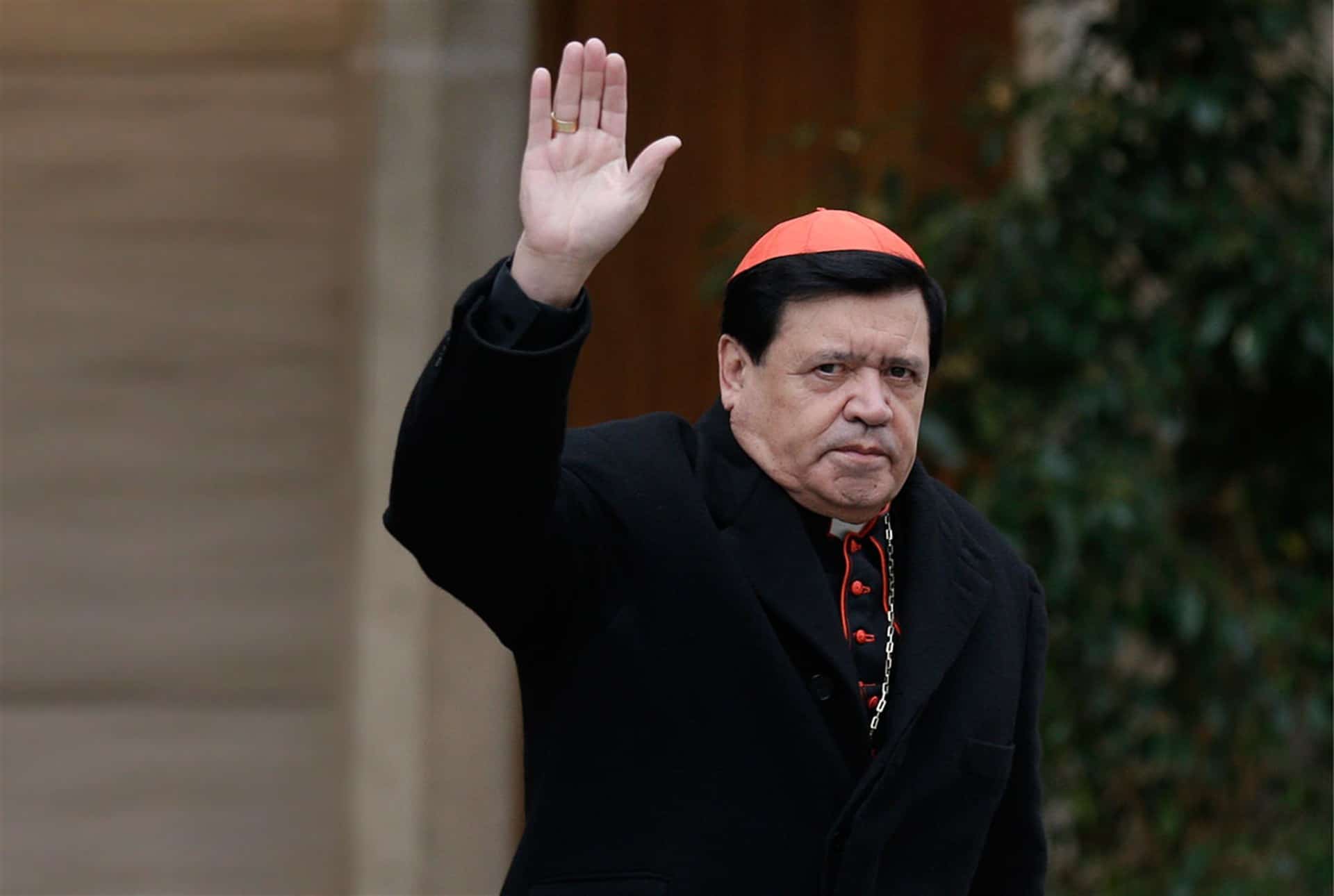 Norberto Rivera ofrece disculpas a quienes haya ofendido