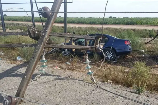 Tres lesionados tras accidente en la Mochis - Topolobampo Tres lesionados tras accidente en la Mochis - Topolobampo