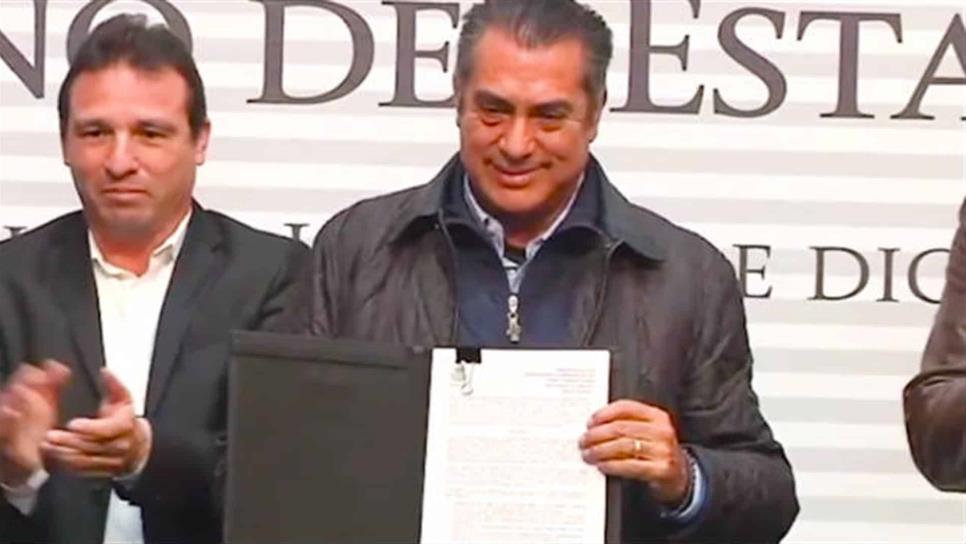 El Bronco solicitará licencia hoy como gobernador