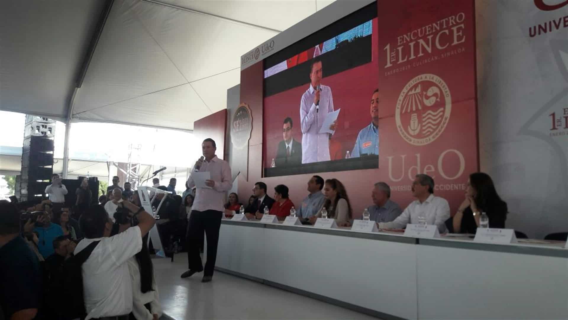 Anuncia Gobernador que UdeO será autónoma Anuncia Gobernador que UdeO será autónoma