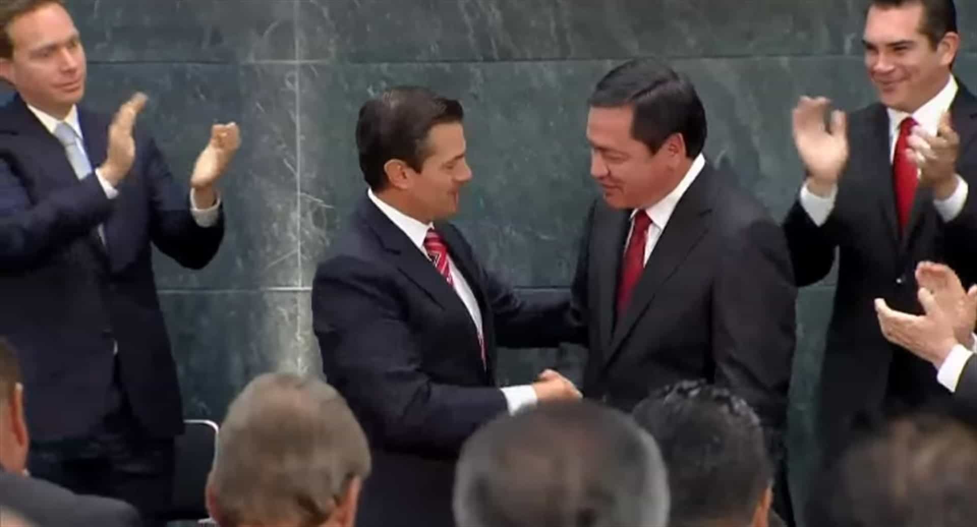 Miguel Ángel Osorio Chong renuncia a la Secretaría de Gobernación