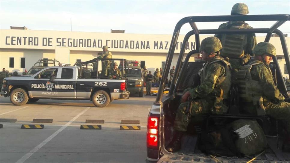 Regresa Policía Militar a Mazatlán