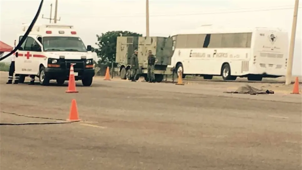 La víctima quedó sobre la cinta asfáltica.