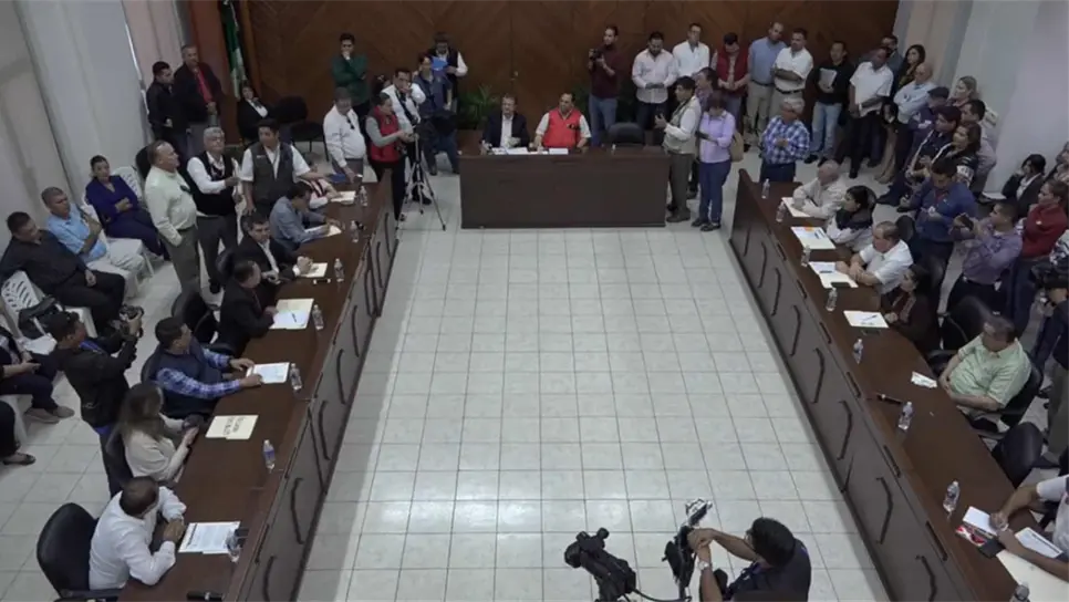 FOTO: Transmisión Ayuntamiento de Mazatlán.