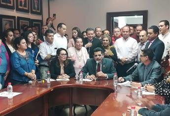 Asume Antonio Castañeda la presidencia de Culiacán