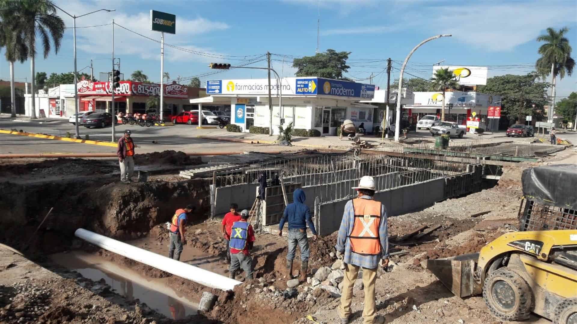 Por concluir rehabilitación de 12 puntos de drenaje en Los Mochis