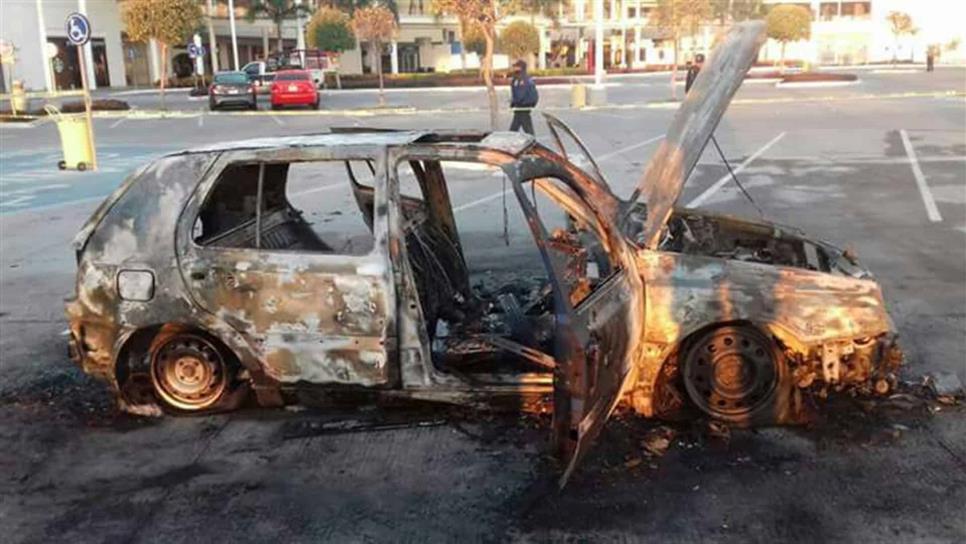 Roban joyería en Mazatlán y lesionan a guardia de seguridad