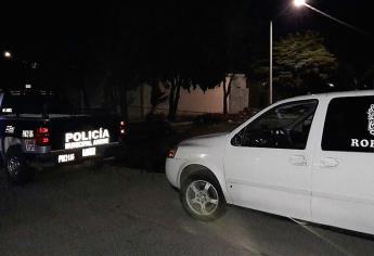 Identifican cuerpos enterrados en el patio de una casa en Los Mochis