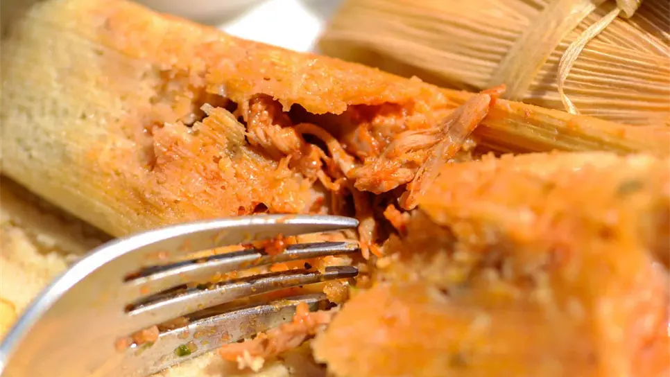 ¿Sabes cuántas calorías tiene un tamal?