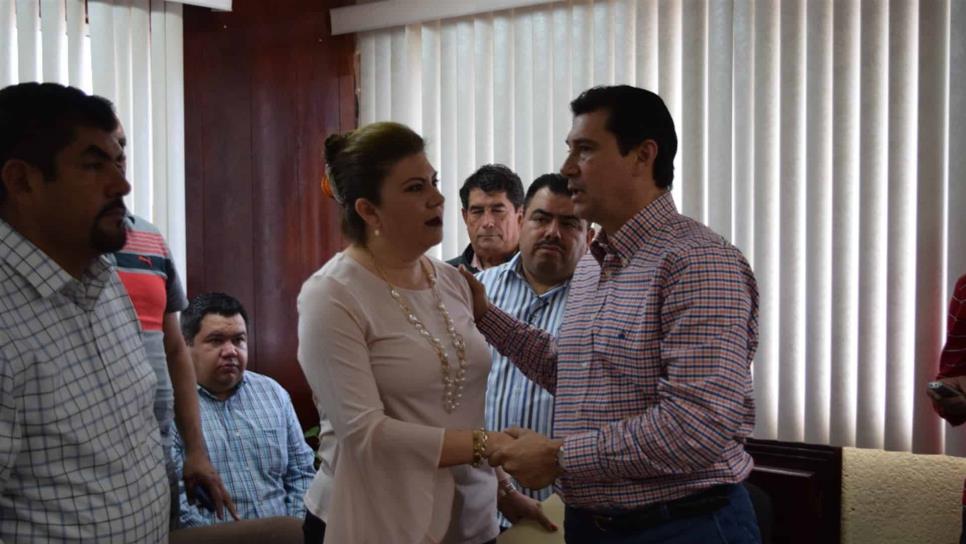 Realizan entrega-recepción de Presidencia Municipal de Guasave