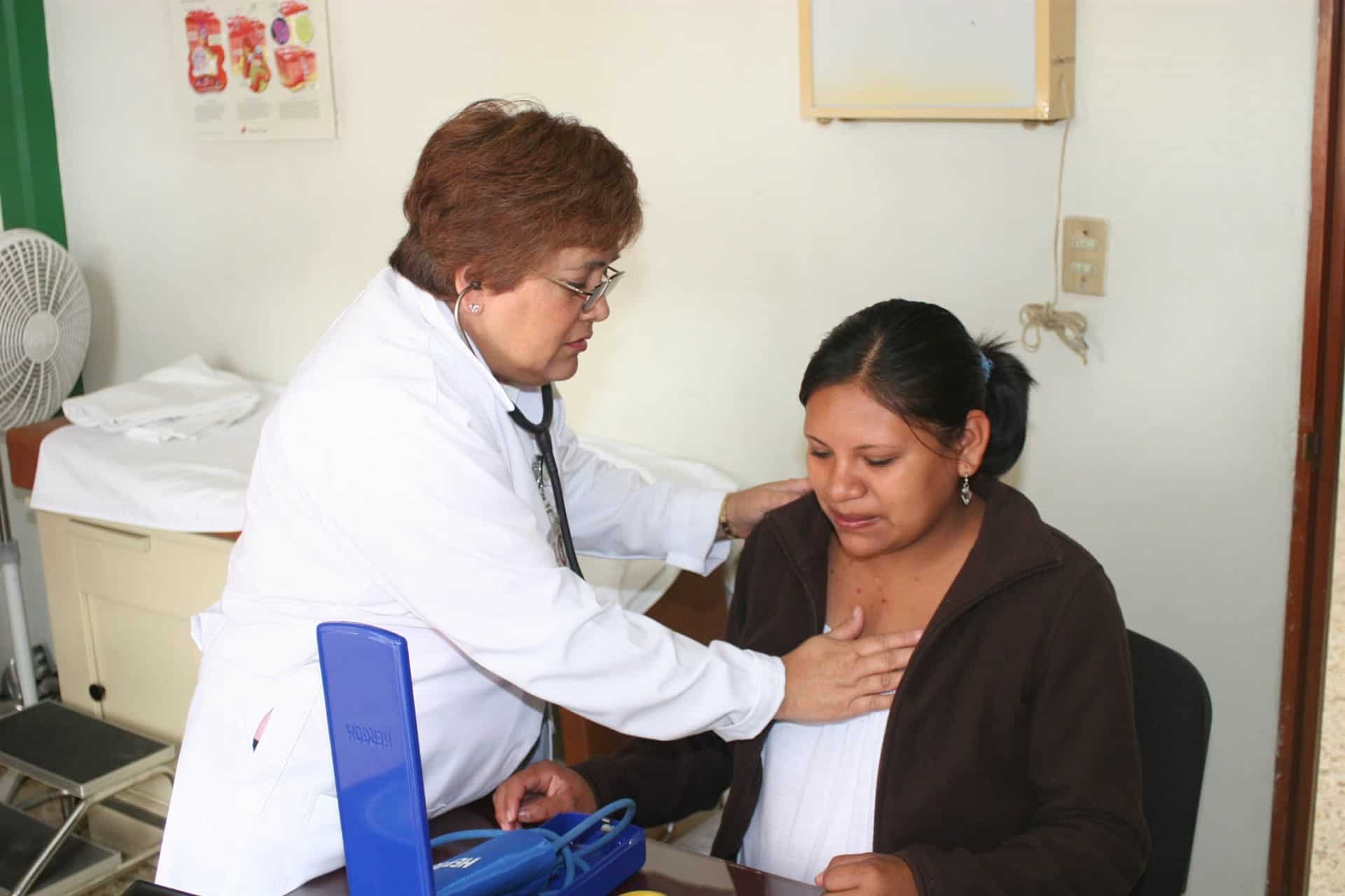 Niños y ancianos son los más vulnerables a padecer bronquitis aguda