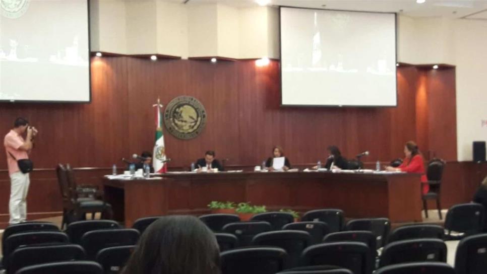 Llega al Congreso terna para Magistrado Anticorrupción