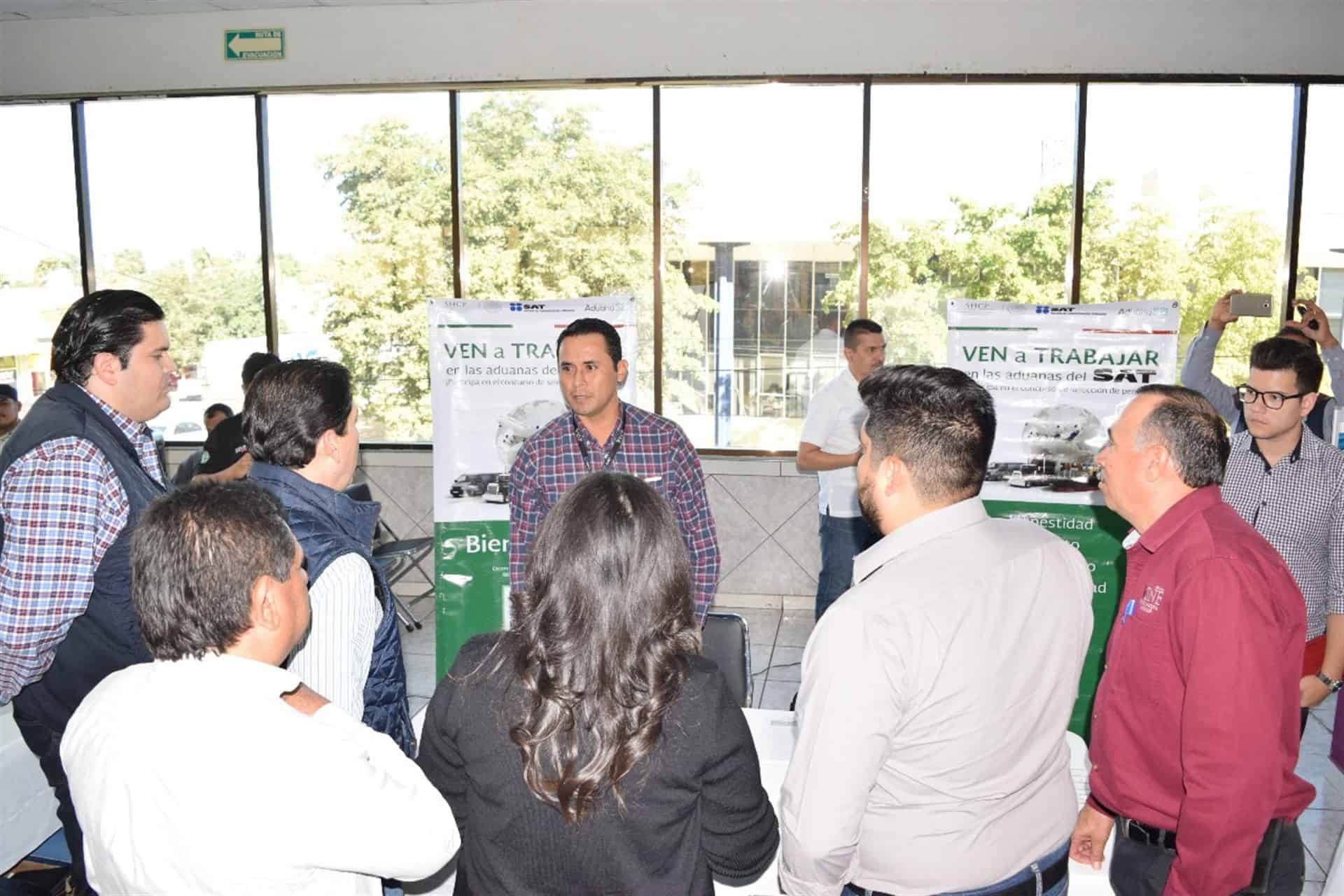 Realizan Feria de empleo en Guasave