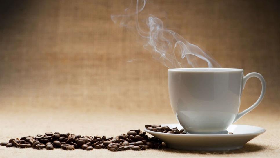 Tomar café en exceso puede provocar ansiedad, irritabilidad y estrés