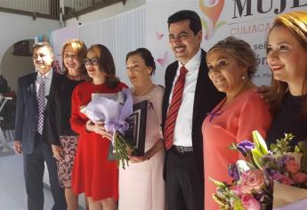 Reconocen a María Calderón de Vizcarra como Mujer Culiacanense 2018