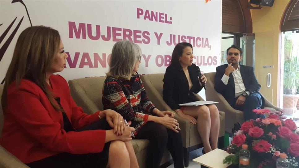 Le apuesta Cobaes a igualdad de género y empoderamiento de la mujer