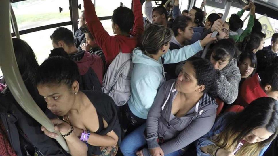 Mayoría de mujeres mexicanas se siente incómoda en transporte público