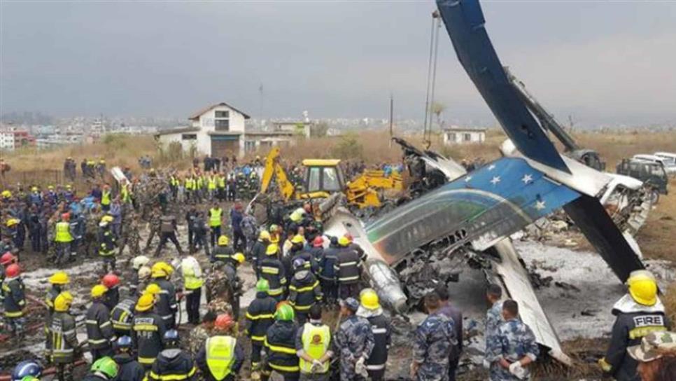 Al menos 40 muertos y más de 20 heridos en avionazo en Nepal