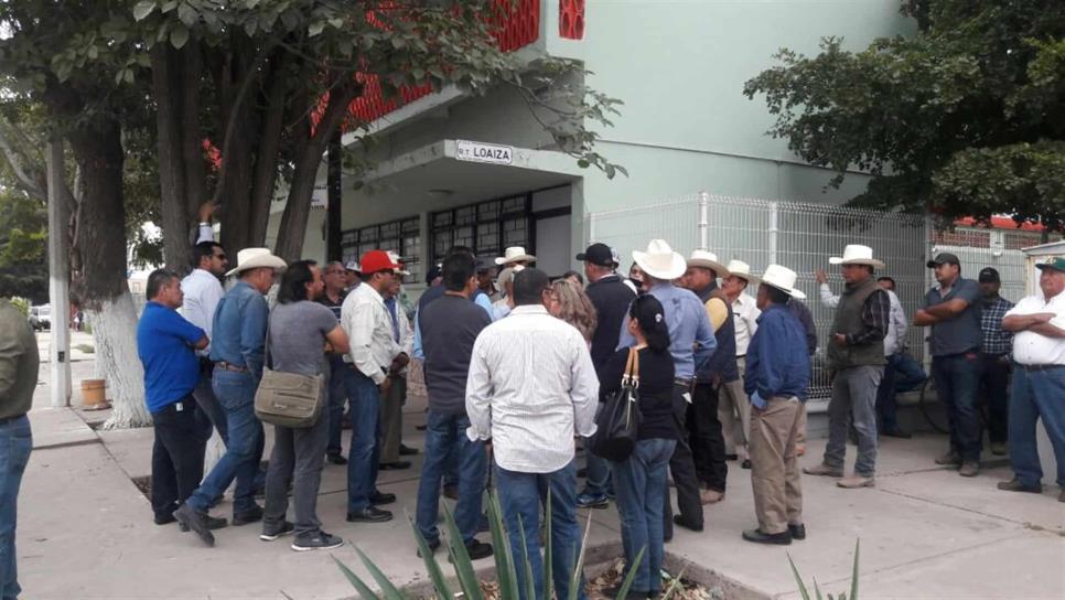 Amenazan frijoleros con tomar aeropuertos de Sinaloa