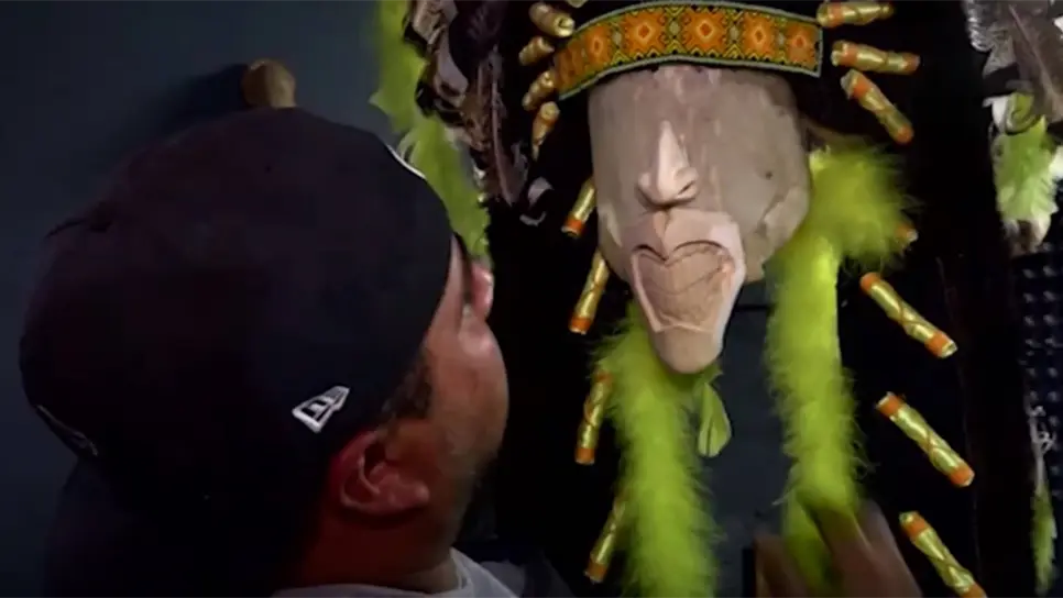 Fariseos de Sonora pagan sus mandas con máscaras de madera