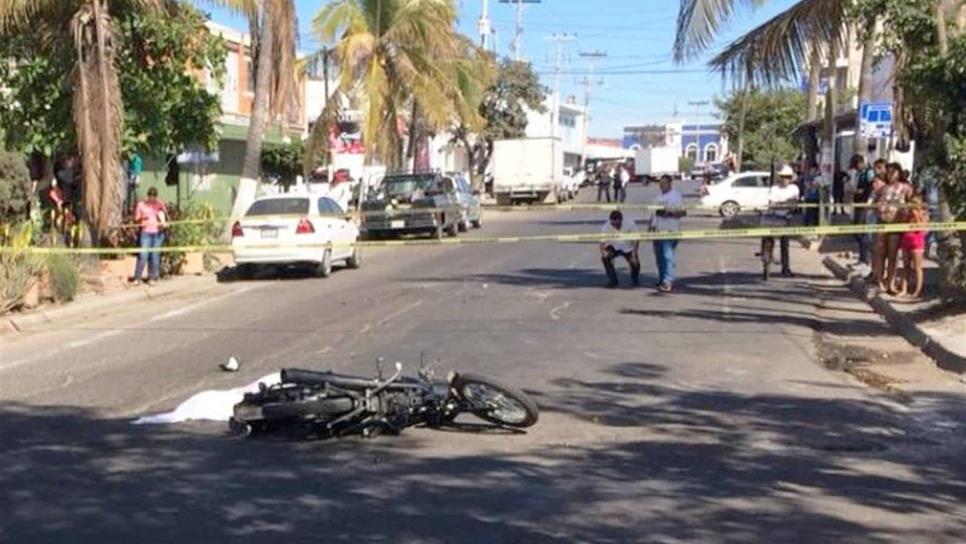 Motociclista muere luego de ser atropellado en Mazatlán