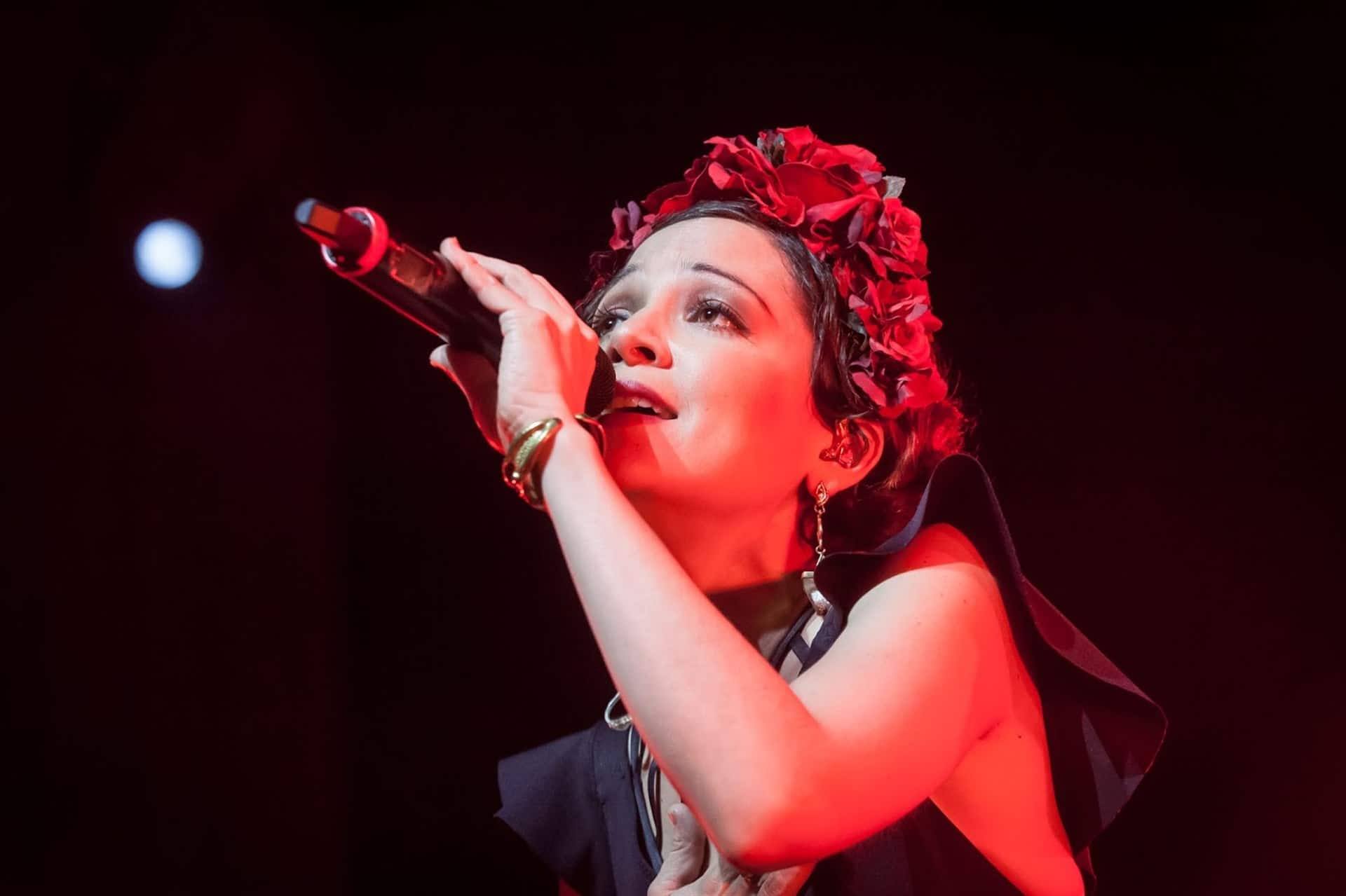 Natalia Lafourcade y Aleks Syntek en Los Mochis
