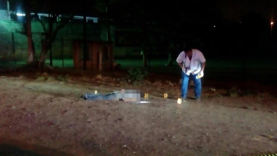Asesinan a joven a balazos al sur de Culiacán