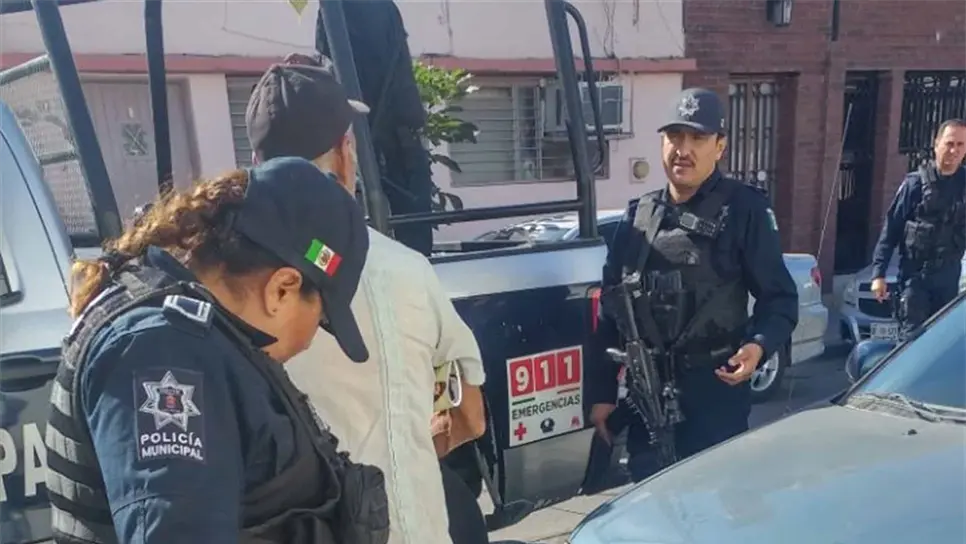 Policías municipales rescatan a dos menores en situación de abandono