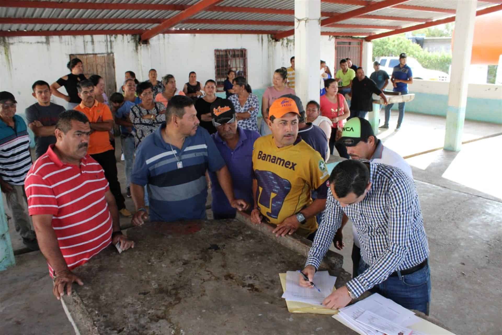 Entregan recursos de Empleo Temporal en campos pesqueros de Navolato