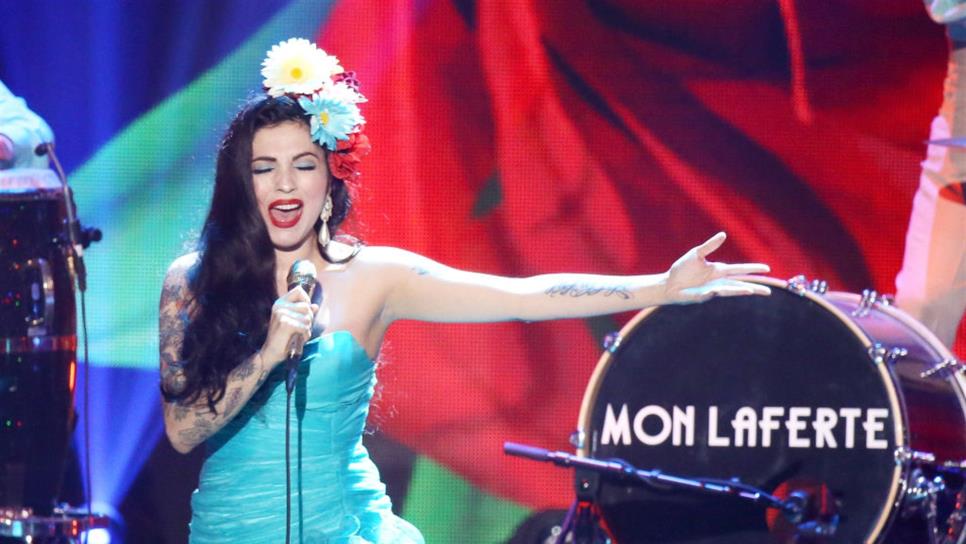 Mon Laferte, Sofía Reyes y Paty Cantú actuarán en los premios MTV MIAW