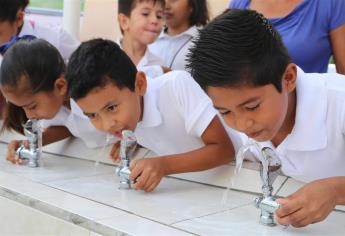 SEP garantiza instalación de bebederos en 40 mil planteles