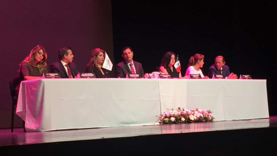 Inaugura AMMJE Mujeres trascendiendo en Los Mochis